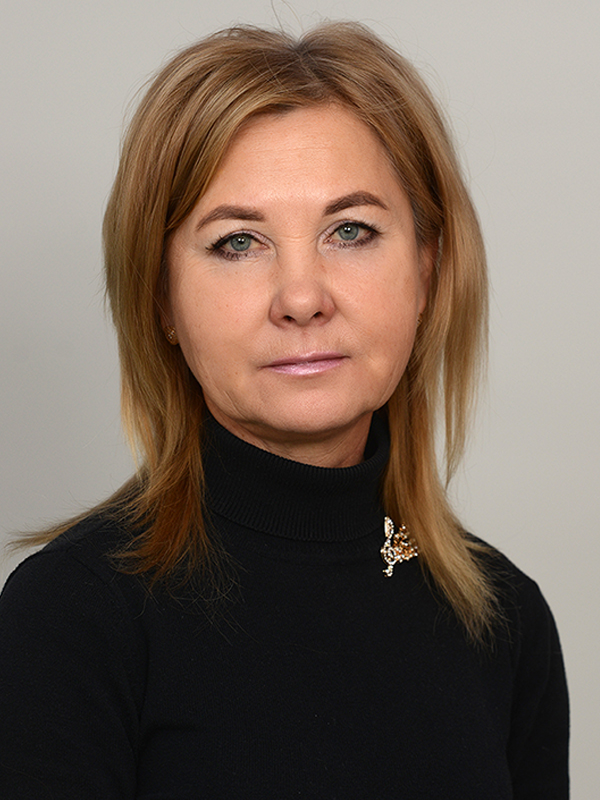 Музыкальный руководитель Махвиладзе Лариса Юрьевна.